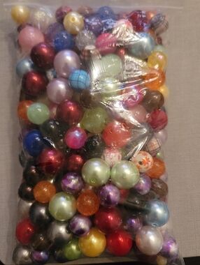 Extra Large Bag of Mixed Arcylic Assorted Beads Apprx 400 Multicolor Craft Beads